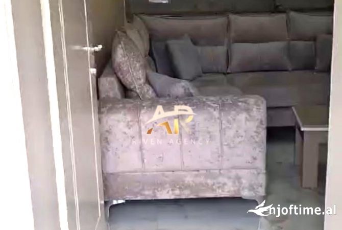Shtepi me qera 2+1 ne Tirane - 40,000 Leke