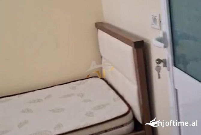 Shtepi me qera Apartament ne Tirane, 2+1, Mobilimi E mobiluar, Pagesa 40,000  Leke.