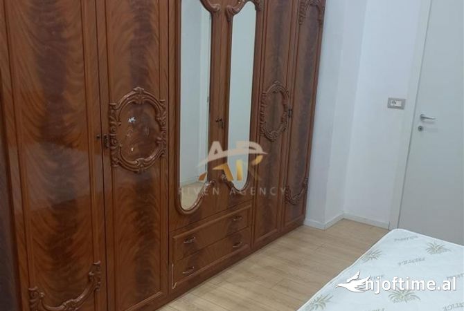 Shtepi me qera Apartament ne Tirane, 2+1, Mobilimi E mobiluar, Pagesa 37,000  Leke.