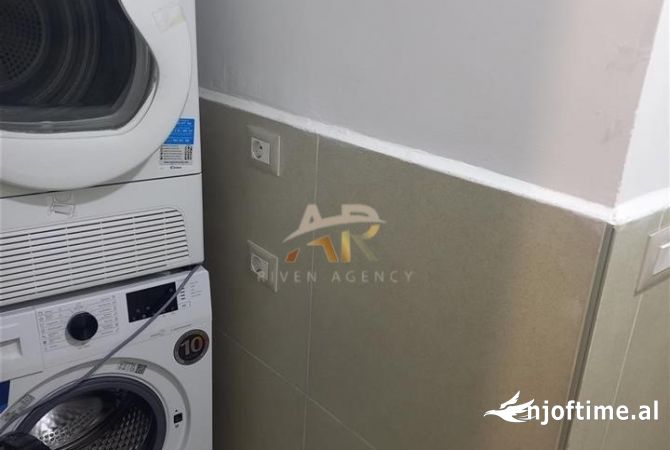 Shtepi me qera Apartament ne Tirane, 2+1, Mobilimi E mobiluar, Pagesa 37,000  Leke.