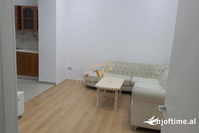 Shtepi me qera 2+1 ne Tirane - 37,000 Leke