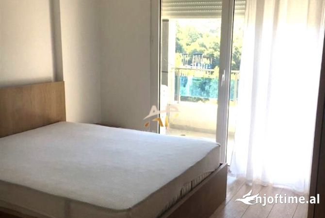 Shtepi me qera 1+1 ne Tirane - 500 Euro