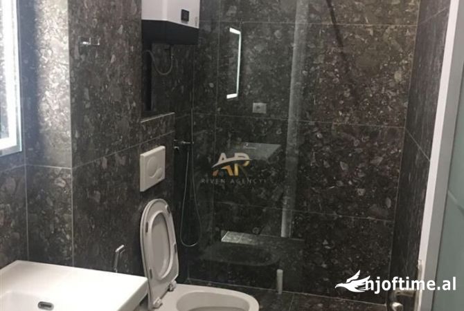 Shtepi me qera Apartament ne Tirane, 1+1, Mobilimi E mobiluar, Pagesa 600  Euro.