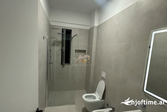 Shtepi me qera Apartament ne Tirane, 1+1, Mobilimi E mobiluar, Pagesa 550  Euro.