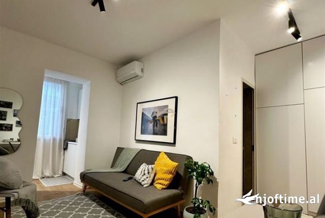 Shtepi me qera 1+1 ne Tirane - 62,000 Leke