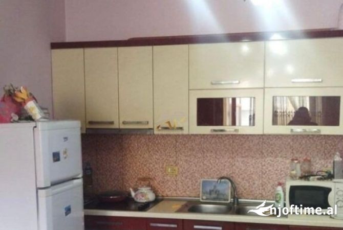 Shtepi me qera 2+1 ne Tirane - 350 Euro