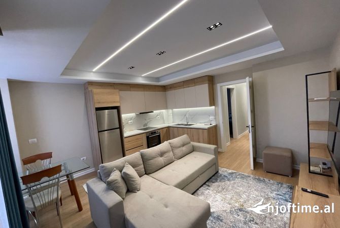 Shtepi me qera 2+1 ne Tirane - 750 Euro