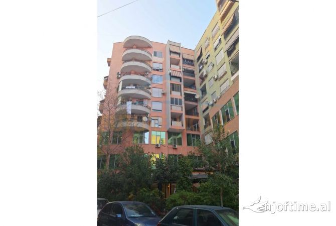 Shtepi ne shitje 2+1 ne Tirane - 280,000 Euro