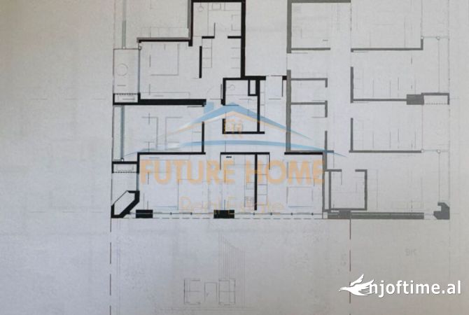 Shtepi ne shitje Apartament ne Tirane, 3+1, Mobilimi Bosh, pa mobiluar, Pagesa 378,500  Euro.