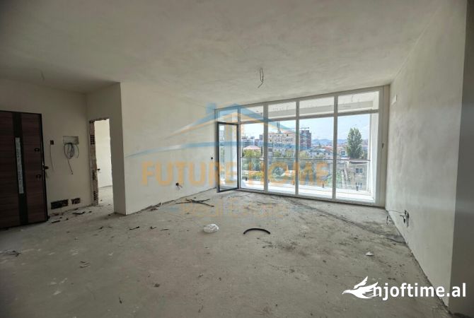 Shtepi ne shitje Apartament ne Tirane, 2+1, Mobilimi Bosh, pa mobiluar, Pagesa 175,000  Euro.
