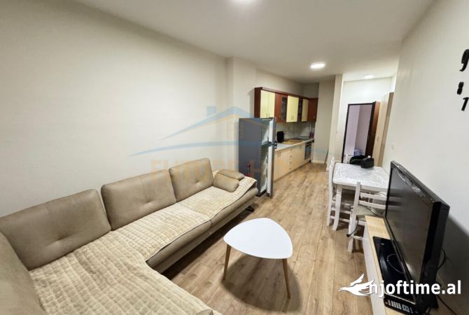 Shtepi me qera 1+1 ne Tirane - 450 Euro