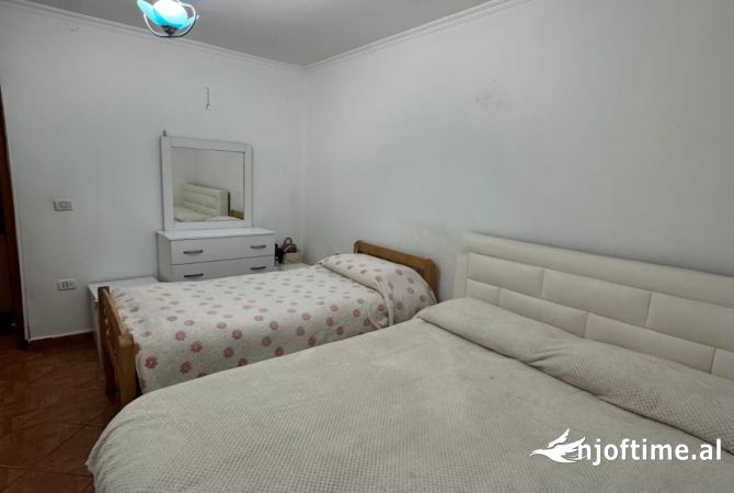 shitet 2+1 ne treg elektrik