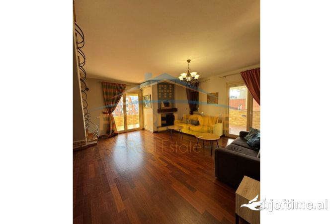 Shtepi me qera 3+1 ne Tirane - 1,400 Euro