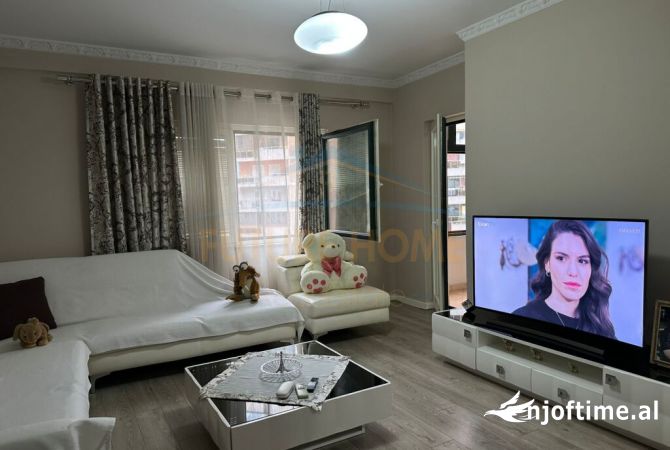Shtepi ne shitje 2+1 ne Tirane - 210,000 Euro