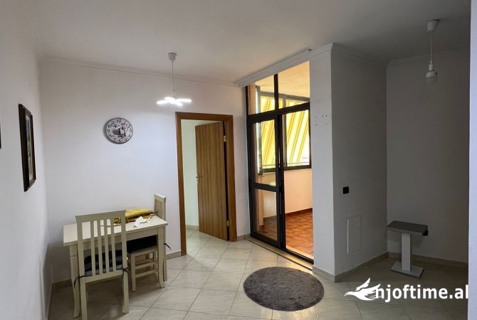 Jepet me qira apartament 2+1 tek 9 Katshet!