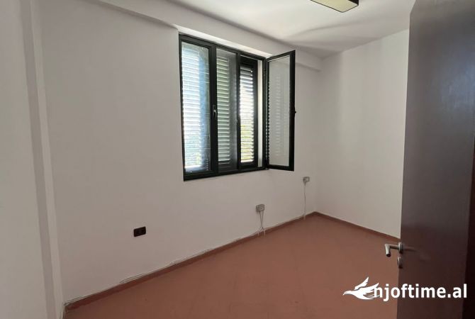 Apartment for rent in Tirana 2+1, Emty