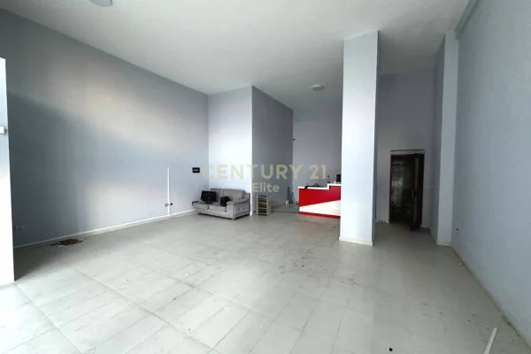 Business Property for Rent 1+1 in Tirana - 1,000 Euro