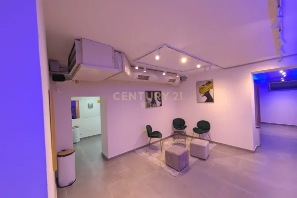Business Property for Rent 3+1 in Tirana - 2,500 Euro