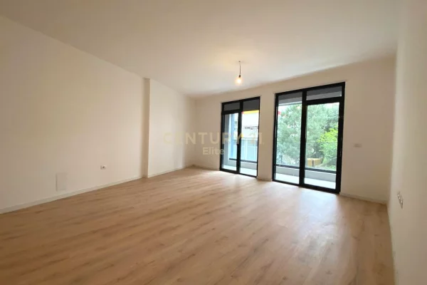 Apartment for sale in Tirana 2+1, Emty