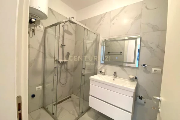 Apartment for sale in Tirana 2+1, Emty