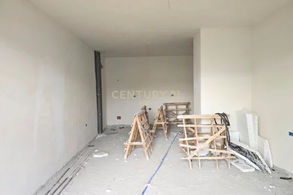 Apartment for sale in Tirana 1+1, Emty