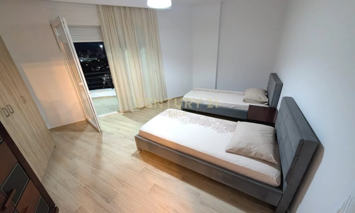 Shtepi me qera Apartament ne Tirane, 2+1, Mobilimi E mobiluar, Pagesa 575  Euro.
