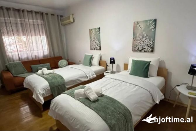 Shtepi me qera 2+1 ne Tirane - 565 Euro