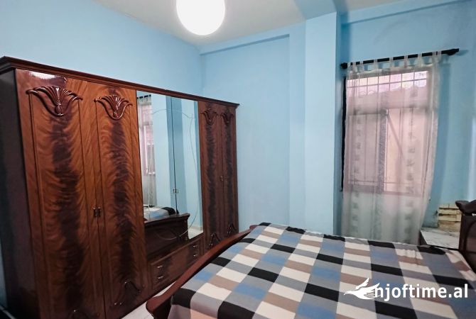 Shtepi me qera Apartament ne Tirane, 1+1, Mobilimi E mobiluar, Pagesa 500  Euro.
