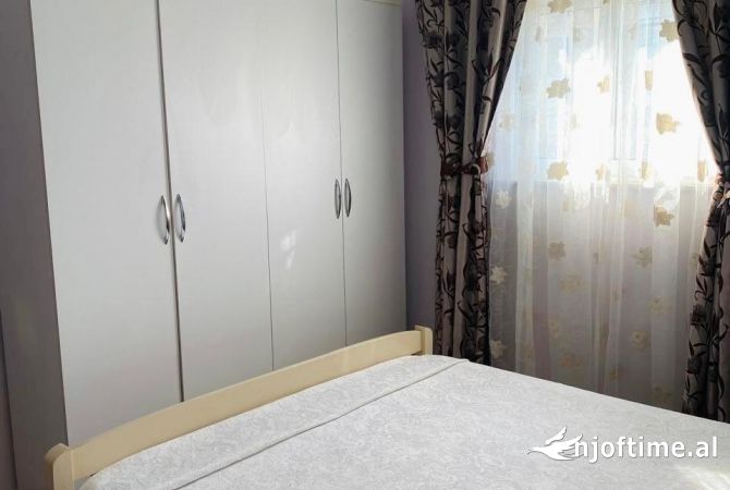 Shtepi me qera Apartament ne Tirane, 2+1, Mobilimi E mobiluar, Pagesa 600  Euro.