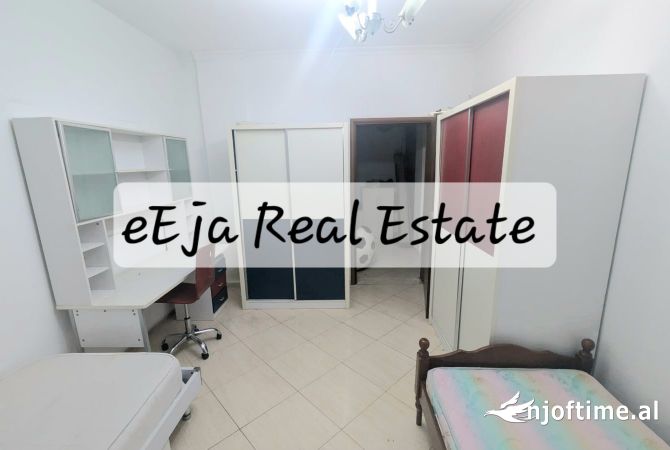 Shtepi me qera Apartament ne Tirane, 2+1, Mobilimi E mobiluar, Pagesa 500  Euro.