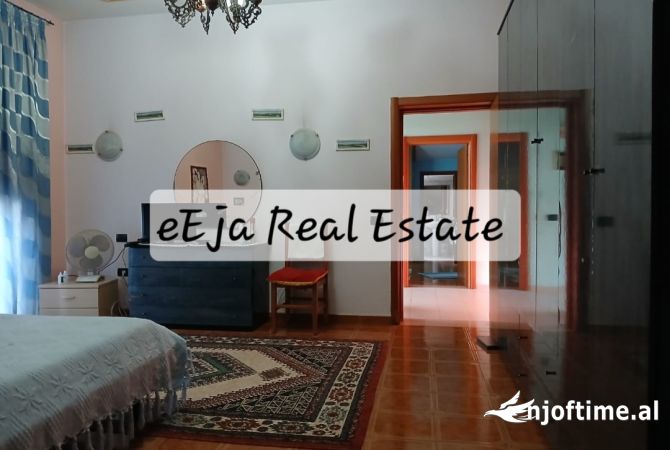 Ambient biznesi me qera 3+1 ne Tirane - 800 Euro