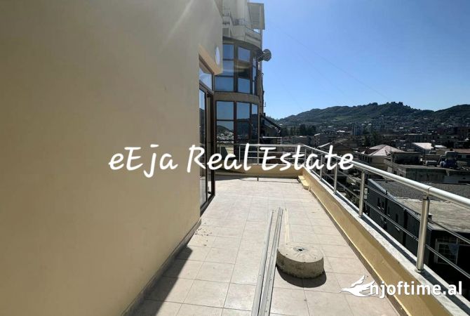 Shtepi ne shitje 2+1 ne Tirane - 125,000 Euro
