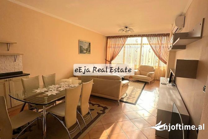 Shtepi me qera 2+1 ne Tirane - 530 Euro