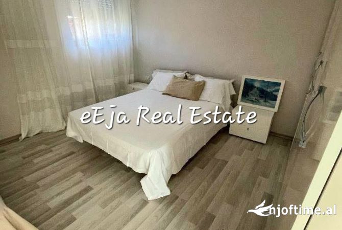 Ambient biznesi me qera 5+1 ne Tirane - 850 Euro