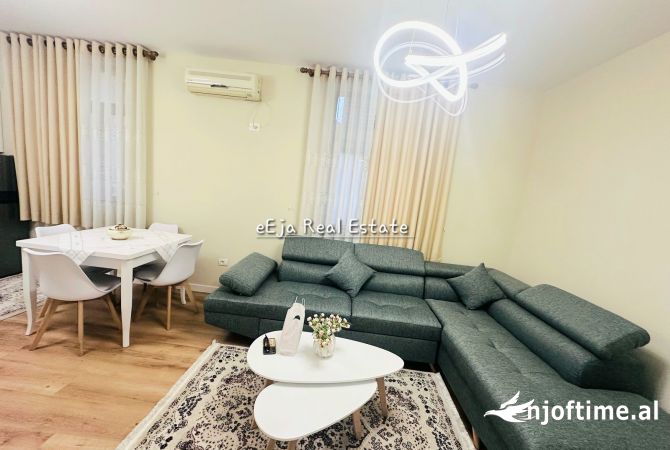 Shtepi me qera 1+1 ne Tirane - 550 Euro