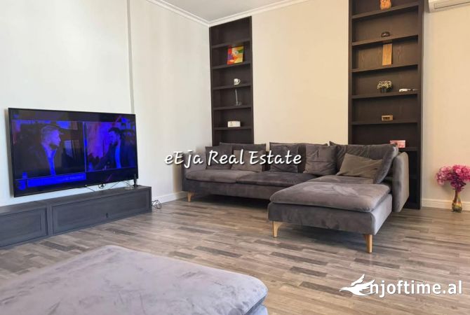 Shtepi ne shitje 2+1 ne Tirane - 230,000 Euro