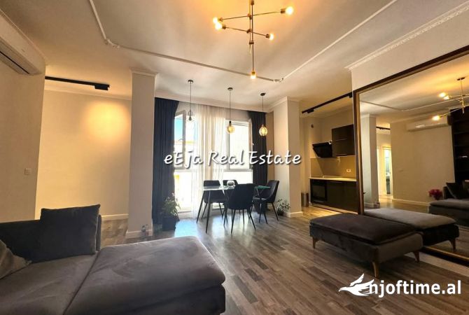 Shtepi ne shitje 2+1 ne Tirane - 230,000 Euro