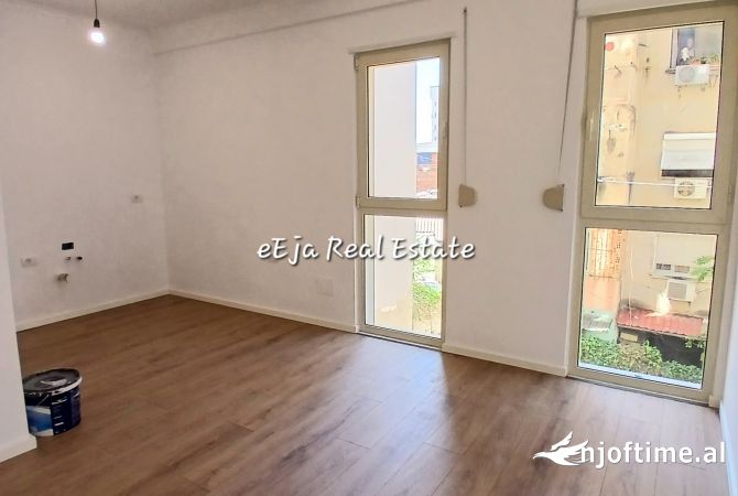 Shtepi ne shitje 1+1 ne Tirane - 120,000 Euro