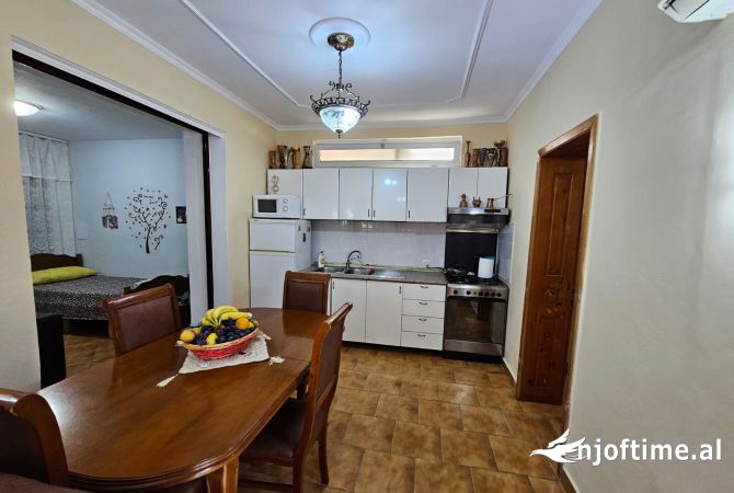 Shtepi me qera 2+1 ne Tirane - 500 Euro