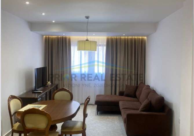 Shtepi me qera 2+1 ne Tirane - 1,200 Euro