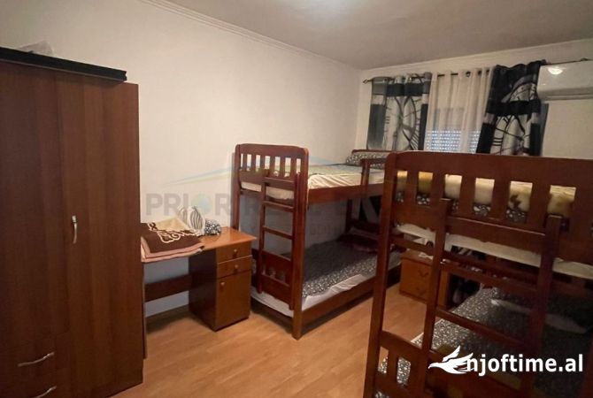 Shtepi me qera 2+1 ne Tirane - 500 Euro