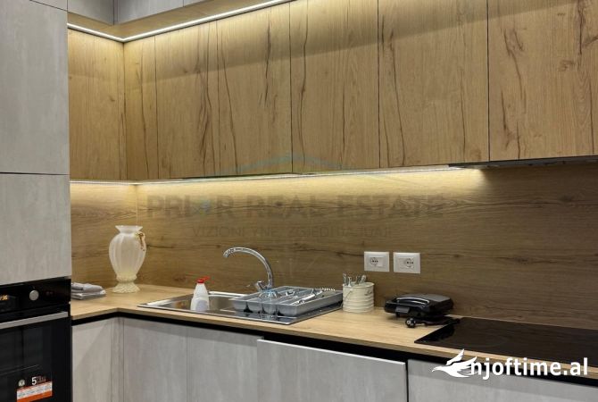 Shtepi ne shitje 2+1 ne Tirane - 225,000 Euro