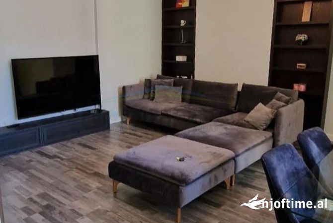 Shtepi ne shitje 2+1 ne Tirane - 250,000 Euro