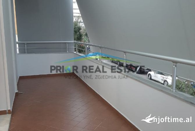 Shtepi ne shitje Apartament ne Vlore, 1+1, Mobilimi E mobiluar, Pagesa 230,000  Euro.