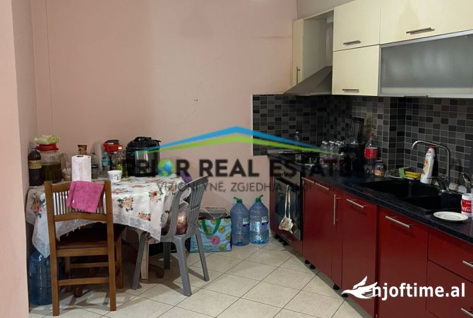 Shtepi ne shitje 2+1 ne Tirane - 130,000 Euro