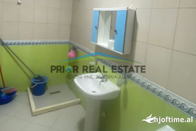 Shtepi ne shitje Apartament ne Durres, 1+1, Mobilimi E mobiluar, Pagesa 105,000  Euro.