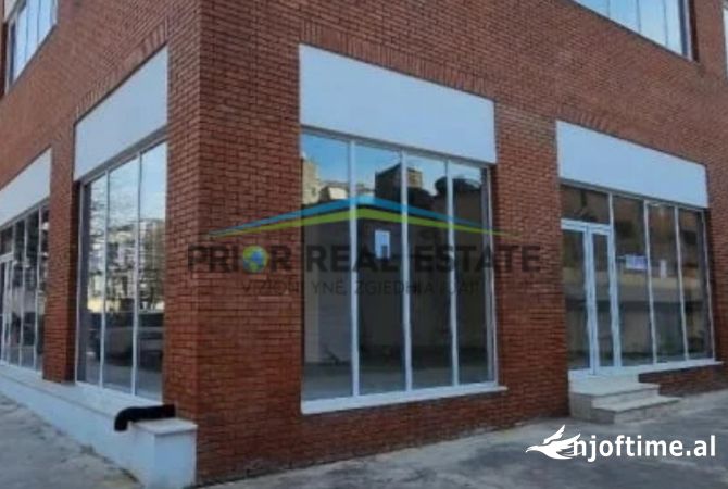 Ambient biznesi me qera 1+1 ne Tirane - 1,200 Euro