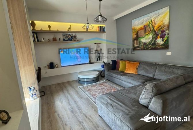 Shtepi ne shitje 2+1 ne Tirane - 206,000 Euro