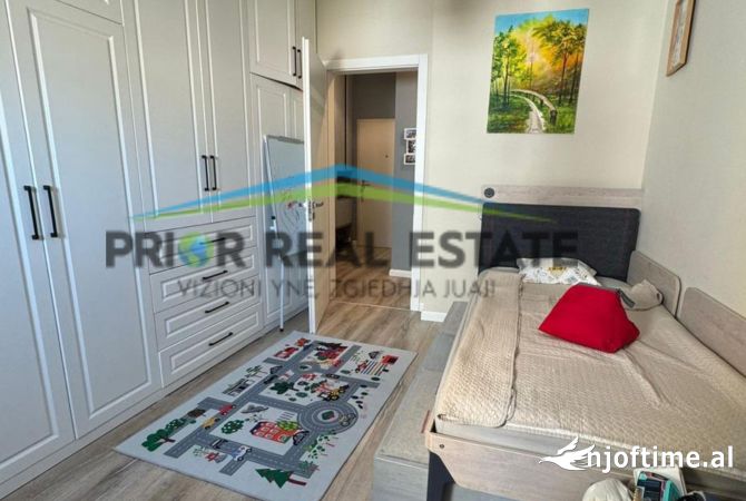 Shtepi ne shitje Apartament ne Tirane, 2+1, Mobilimi E mobiluar, Pagesa 206,000  Euro.