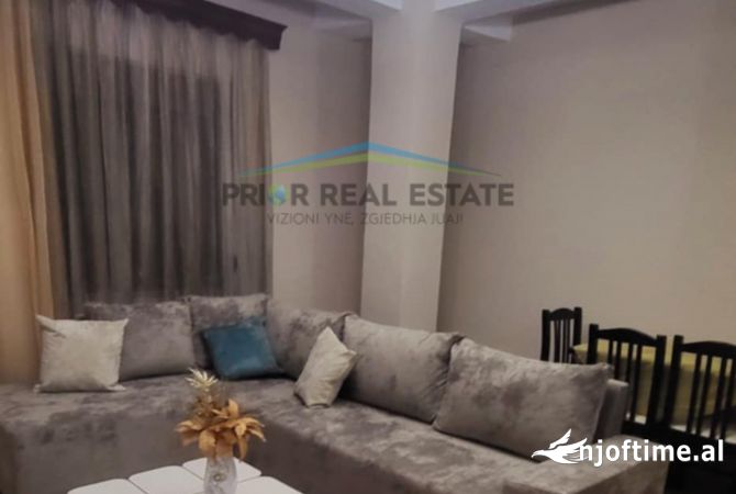 Shtepi me qera 2+1 ne Tirane - 700 Euro